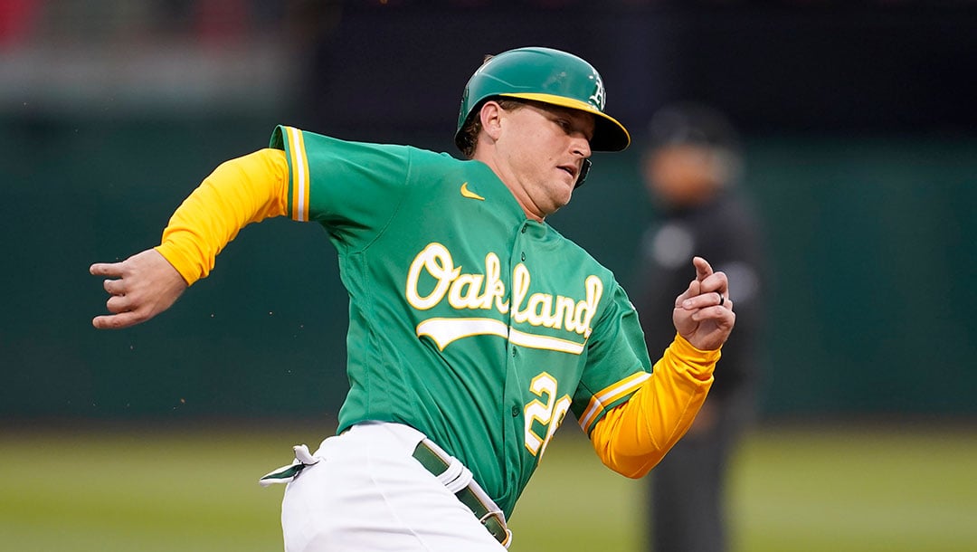 Mariners vs Athletics Betting Odds, Free Picks, and Predictions (9/18/2023)