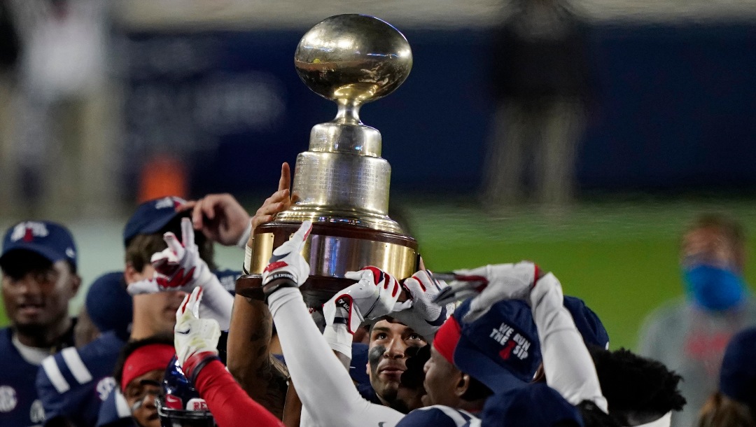 Egg Bowl: Best Moments of Ole Miss vs. Mississippi State Rivalry