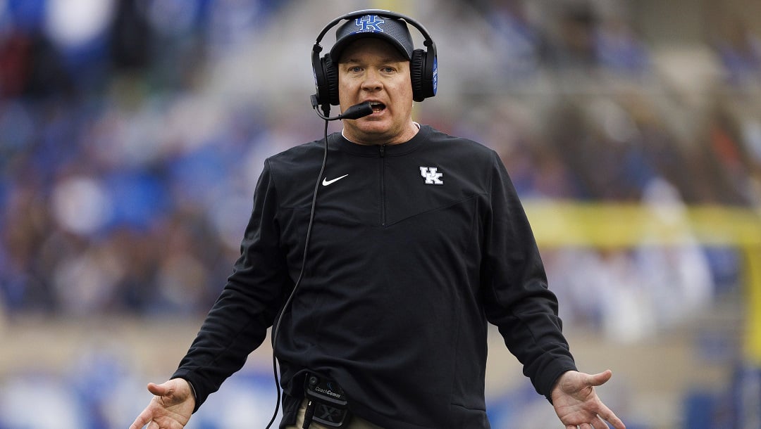 When Did Mark Stoops Start Coaching at Kentucky?
