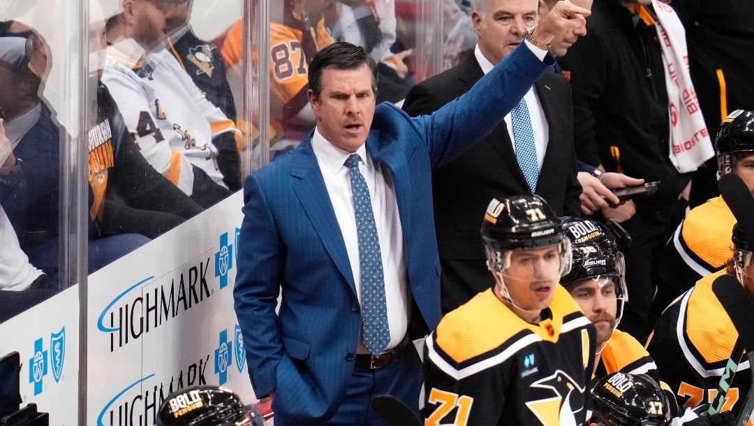 When Did Mike Sullivan Start Coaching the Pittsburgh Penguins?
