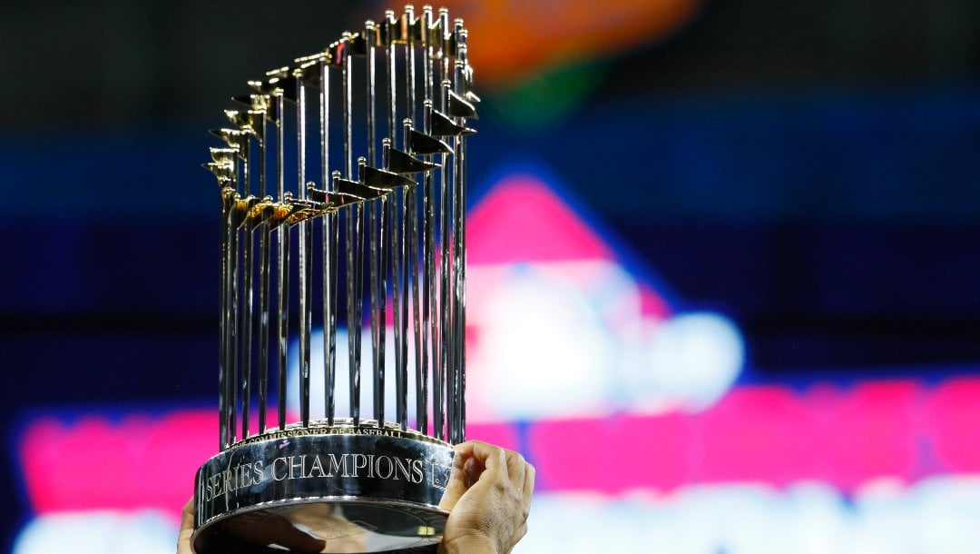 Touring Cubs' World Series trophy coming to Iowa
