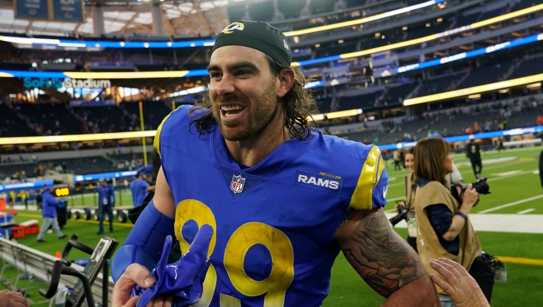 Rams sign Tyler Higbee to contract extension, TE signed through