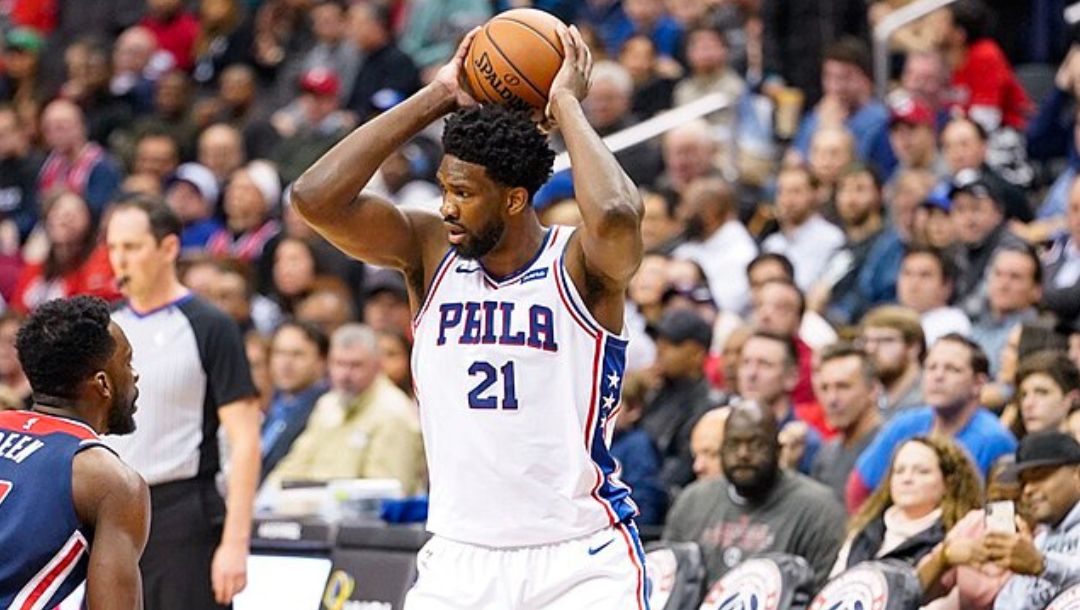 What Is the Philadelphia 76ers' Record in NBA Playoff Conference Semifinals?