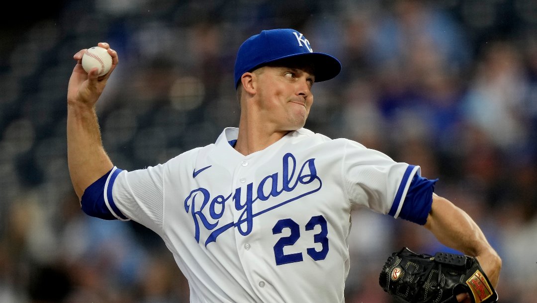 Royals agree with Greinke on deal for 2023