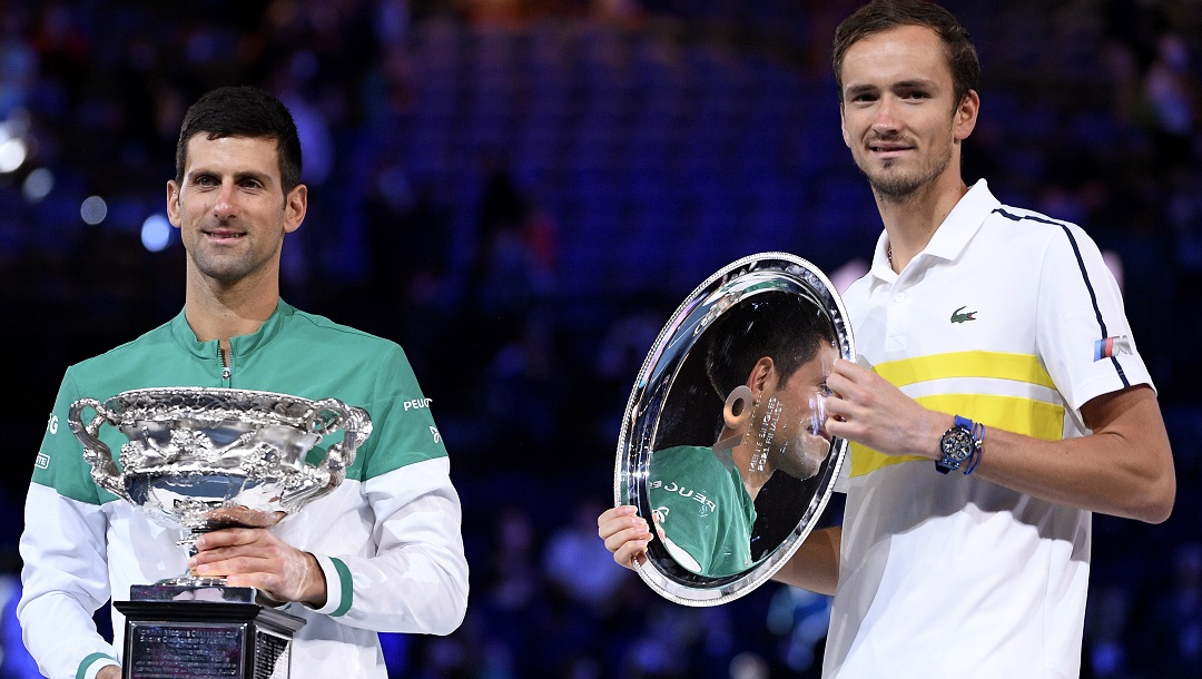 Djokovic derrota Medvedev em longo jogo e fecha primeira fase do ATP Finals  com 100% de aproveitamento - VAVEL Brasil