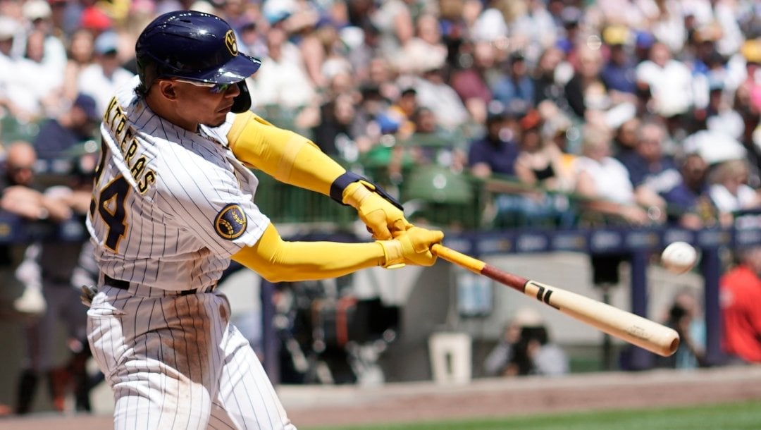 Carlos Santana Preview, Player Props: Brewers vs. Cubs