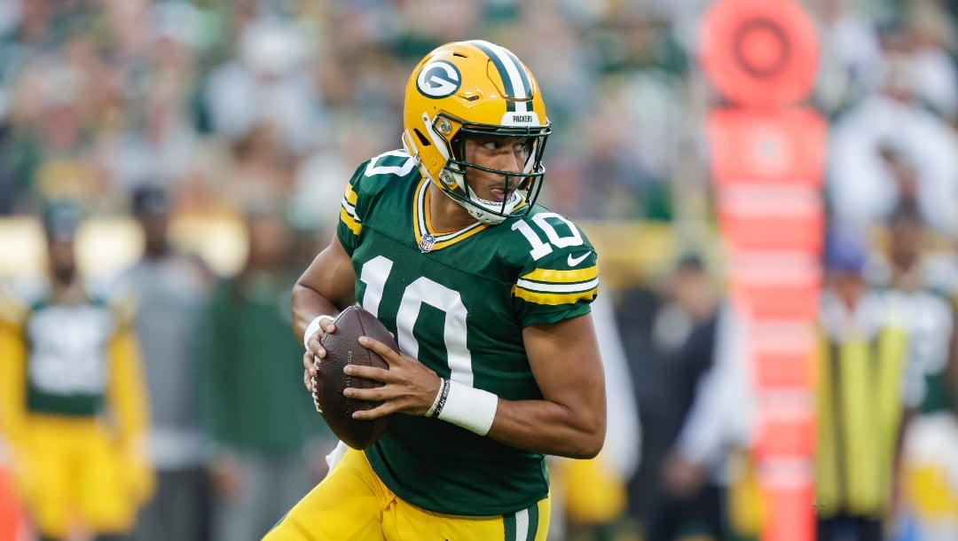 Jordan Love stats vs. Aaron Rodgers, Brett Favre: How Week 1