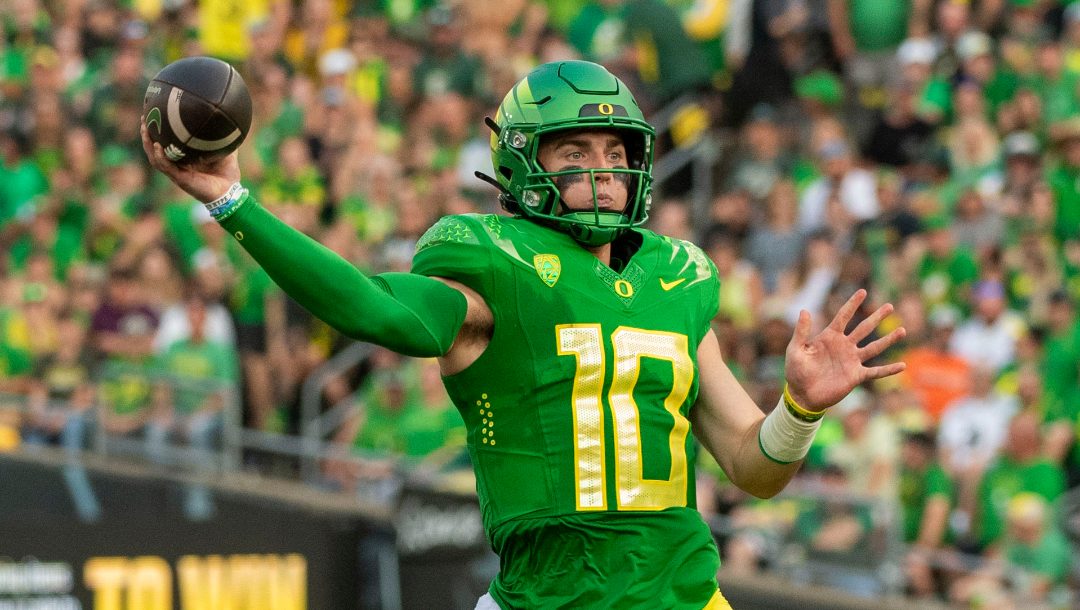 Having fun again: Oregon QB Bo Nix is taking it all in during his final  college football season, College Football