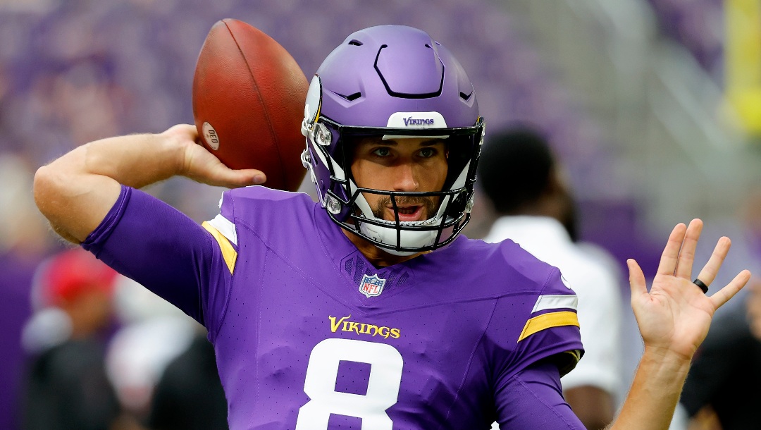 Kirk Cousins of the Minnesota Vikings warms up before the game