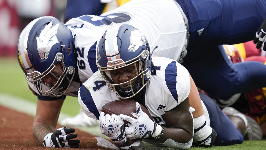 Remaining Undefeated College Football Teams